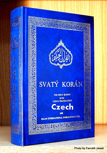Holy Quran with Czech translation (Svatý korán se čínským překladem)