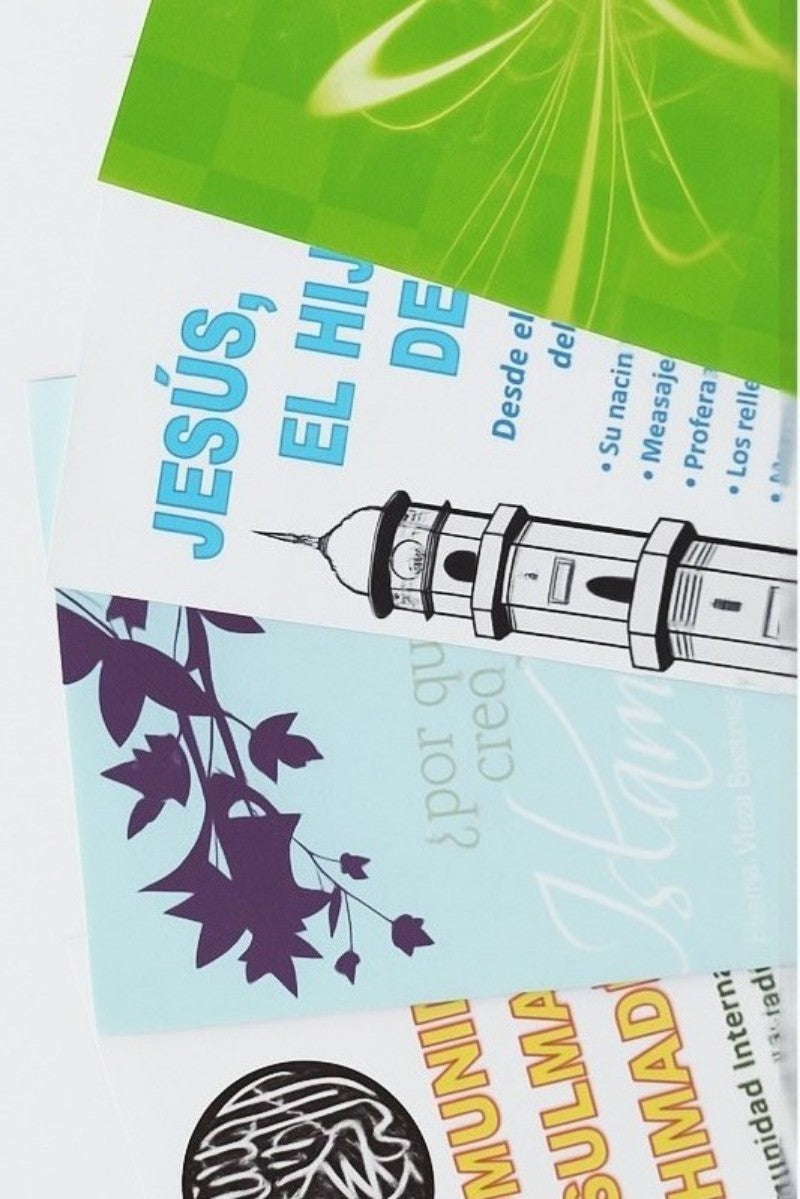 Four spanish Pamphlets placed next to each other