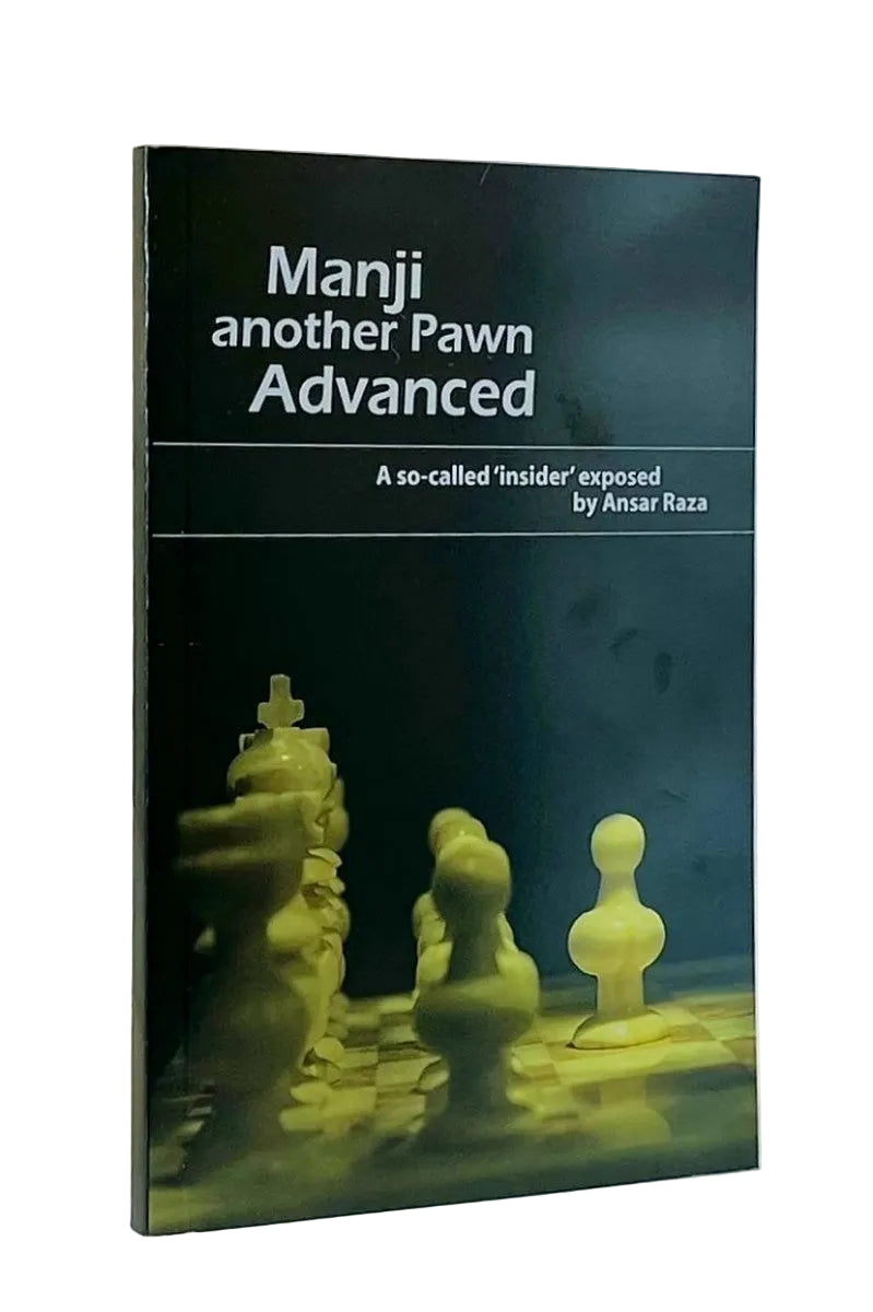 Cover of a book showing chess with its pieces 